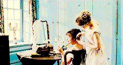 hotchocolatewithkillian:get to know me meme | favorite movies [4/5] → Pride & Prejudice 2005I co