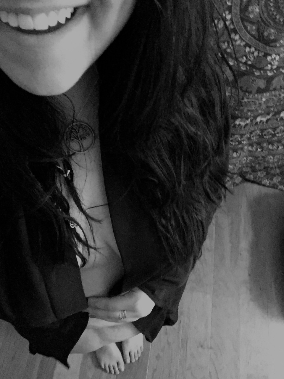 virgin-sex:  what if I walked around all day high, and naked in nothing but a kimono. 