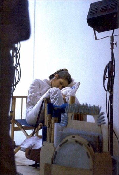 weirdlandtv:Carrie Fisher behind the scenes of THE EMPIRE STRIKES BACK (1980). She is so tiny…..￼