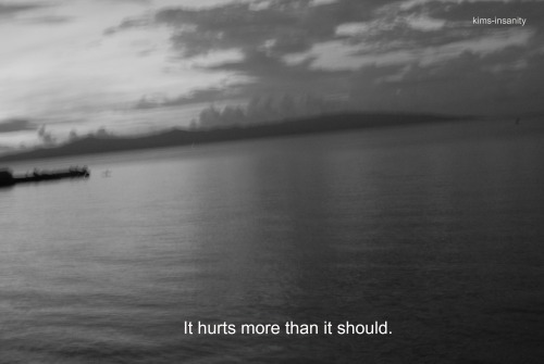 http://black-rainbowxx.tumblr.com/post/98872994738