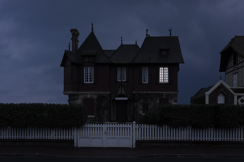 wildparsnip:  Julien Mauve - After Lights Out, 2013 &ldquo;Anxiety and the danger