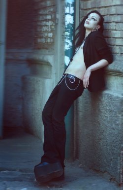 gothic-culture:  Model: Twiddy von Schadenfreude 