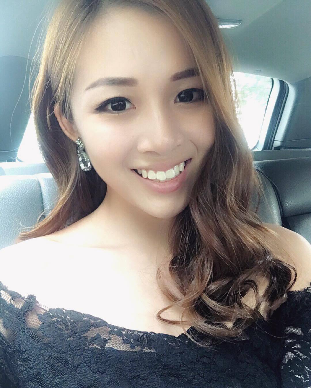 uniformsaremything:  sgsweeties2:  Follow @sgsweeties2 for more!! Help to share and