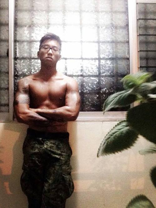Sex Asian Army Hunks pictures