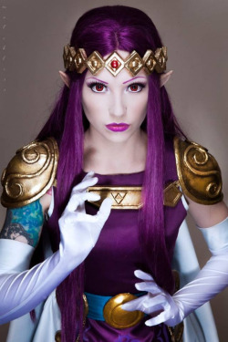 hottestcosplayer:  Gotta Love Legend of Zelda!