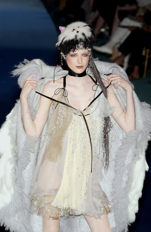 r0slyakova:CHRISTIAN LACROIX HC FW 2003