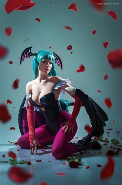 hotcosplaychicks:  Morrigan from Darkstalkers