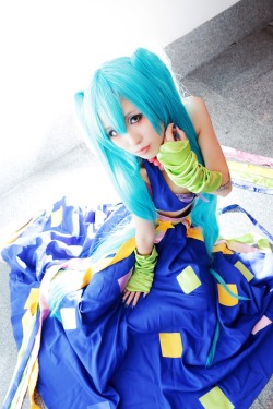 League of Legends - Sona Buvelle (Various)