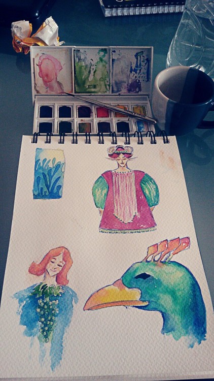 In june I bought this awesome Little watercolors box so that I could carry it around while on vacati