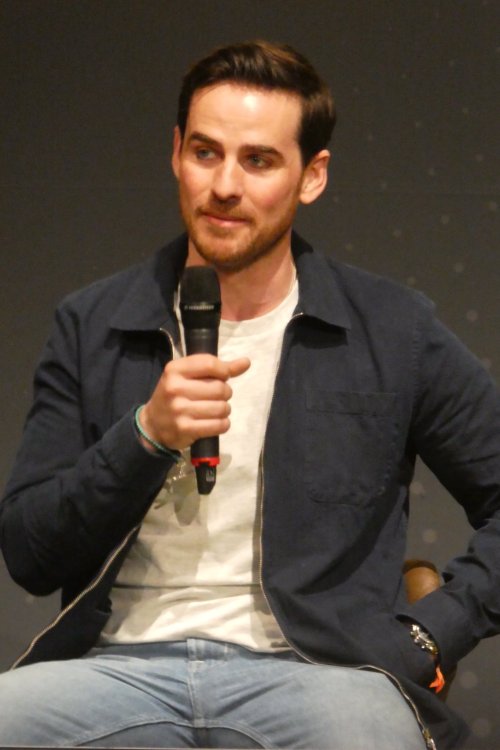 odonoghuedaily:Colin O’Donoghue at Heroes Dutch Comic Con (March 27th, 2022)[source]