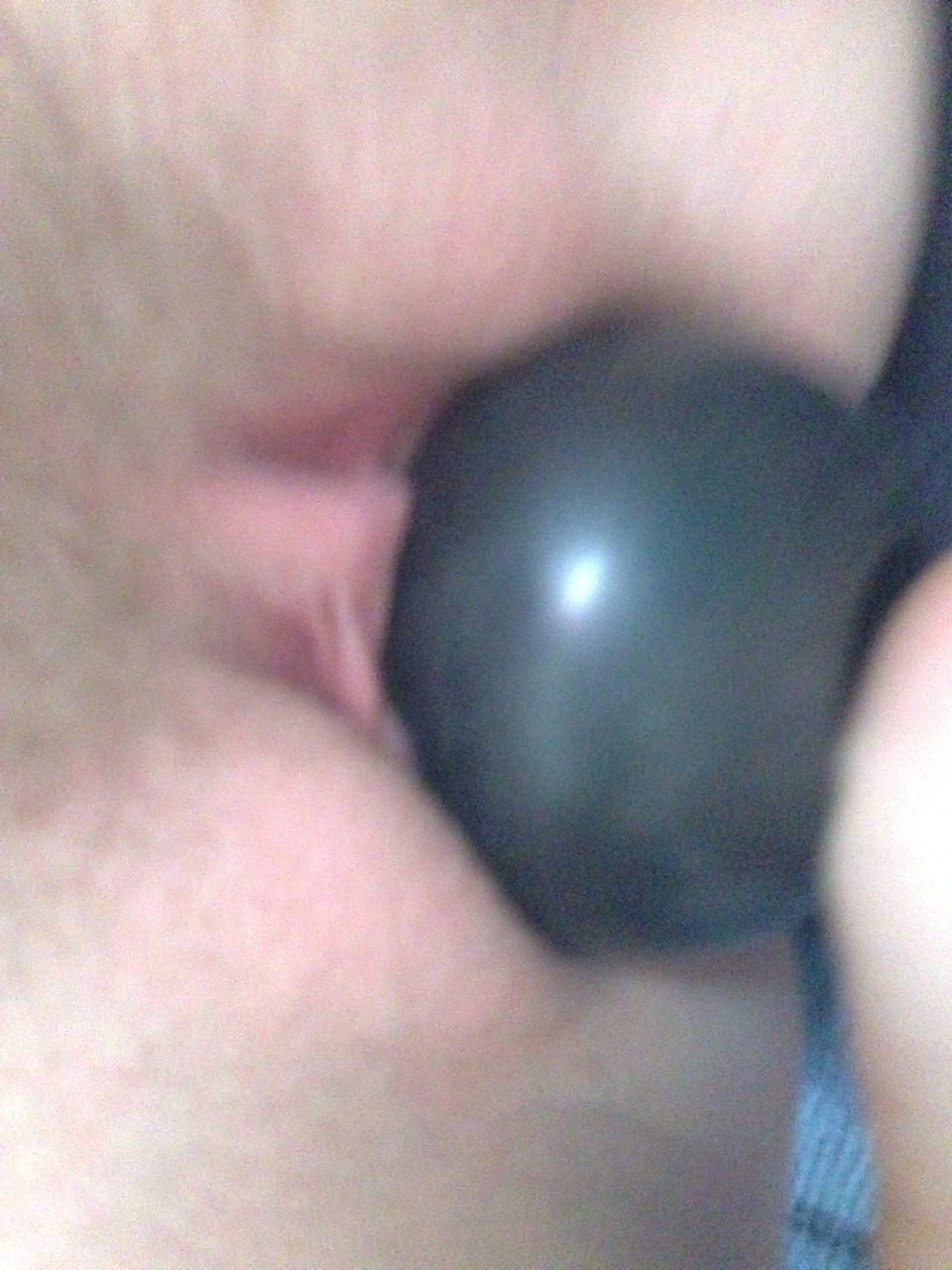 sex-n-kush:  Rode the black kong for almost an hour, I’m soo close to fitting the