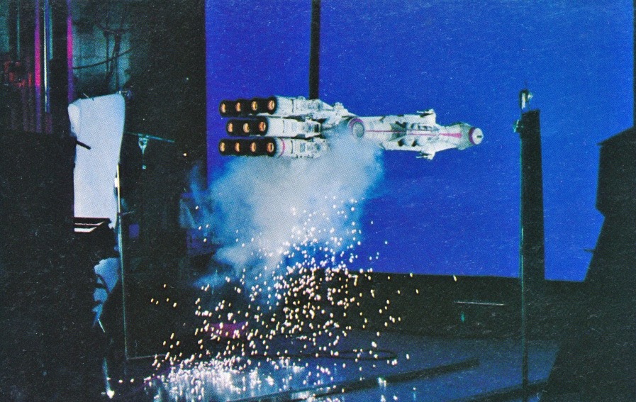 martinlkennedy:  Behind the scenes Star Wars shots from Cinefantastique magazine