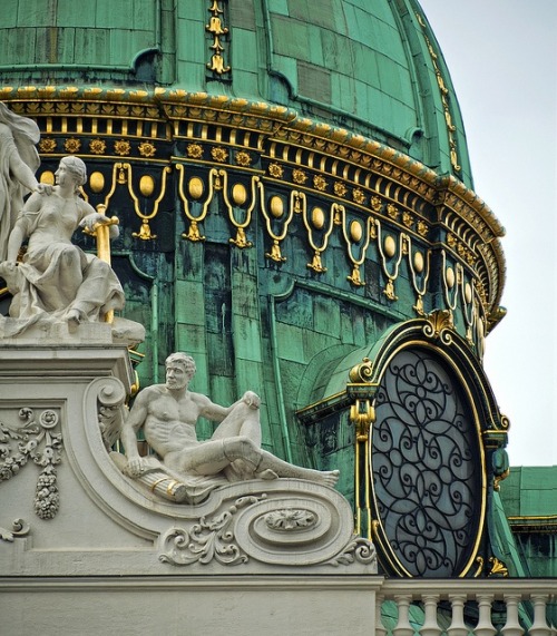 lavittoriadivictoria: Hofburg,  Austria