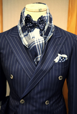 gentstribune:  Men’s Style: Stripes You got your beginner suits and your basic colors sorted out. Whats the next step? Stripes. Stripes not only make you standout among your poorly dressed peers, it establishes a sense of dominance. The dominance over
