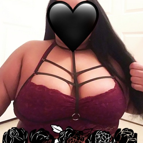 la-morena-negra: So, I really like this harness⚘
