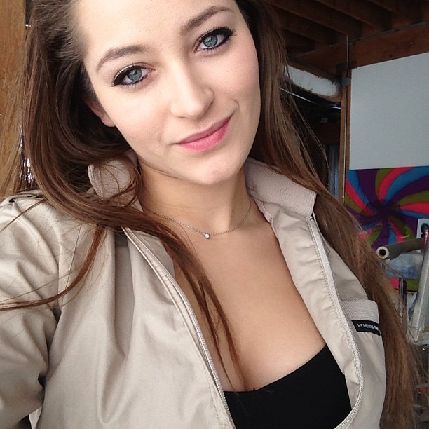missdanidaniels:  Hello  Absolutely stunning!