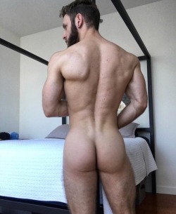 malecelebooty:  Anthony Forte