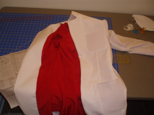 caffeinatedcrafting: Kyubey Formal Wear 2 of 2 Contract with me this con season? :3