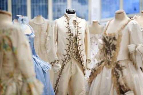 my18thcenturysource: EXHIBITION “Marie Antoinette - the costumes of an Oscar-winning queen&rdq