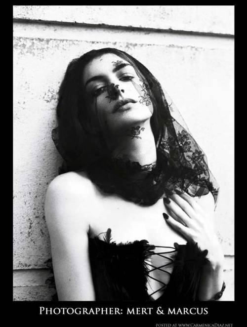 carmenicadiaz:  A Black & White Sunday!Anne Hathaway photographed beautifully by Mert and Marcus for Interview magazine in 2011.