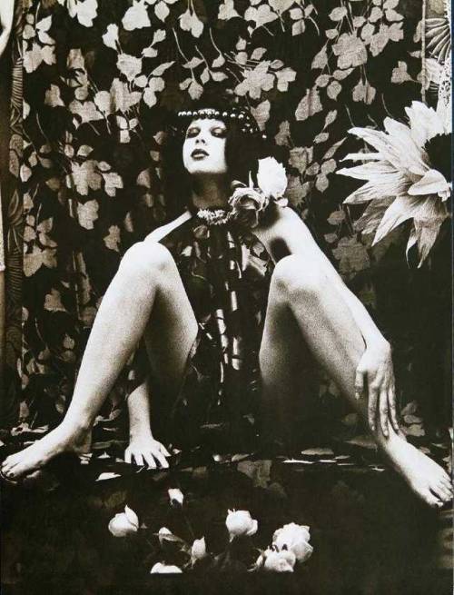 thegreatinthesmall: IRINA IONESCO - Fafa XX 1974