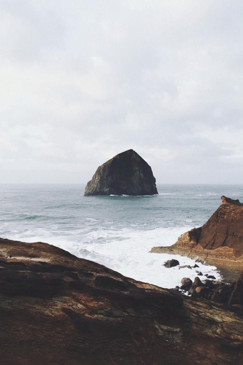 abovearth: Cape Kiwanda Pacific City Oregon by Nermin Kuckovic