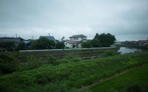 araiwatal:  SCENERY SEEN FROM A TRAIN WINDOW   THE NORTHEASTERN AREA車窓 東北 #69Ou Main Line 奥羽本線Hachirogata 八郎潟 https://plus.google.com/b/105927364264306621006/collections 