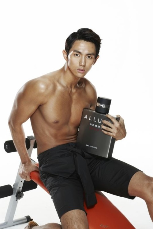 hot-namjas:  Korean - Im Seul Ong (2AM) 