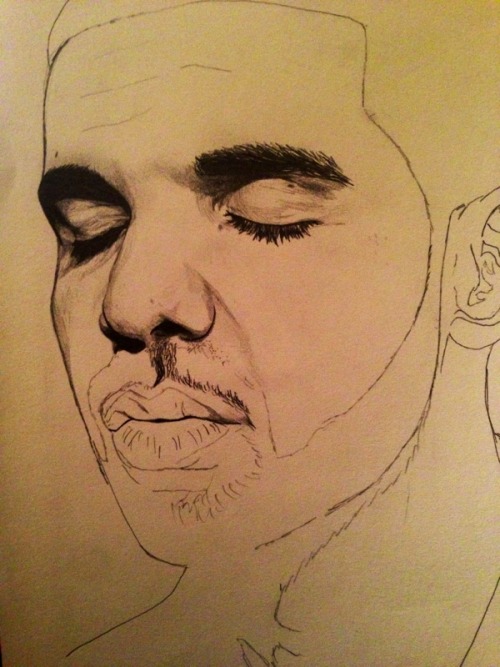 a-little:  sometimes I take pictures of my portraits at different stages and I usually erase them but I just saw these  