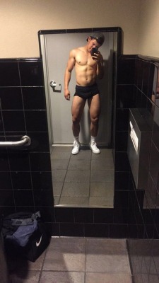 domscott02: how do you guys feel about leg
