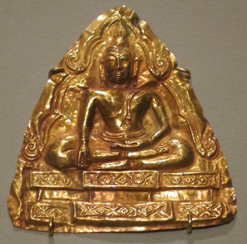 Hammered gold plaque from Thailand, in Ayutthaya style, depicting the Buddha.  Artist unknown; 15th 
