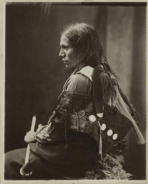 mortuus-lamia:1. Kiowa Girl, Indian Portrait by Edward Curtis. 2. Spokane Indian woman, ca. 1897 3. 