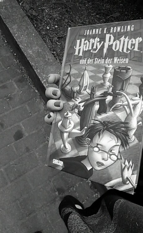 Es wird mal wieder Zeit zum Lesen!  :3