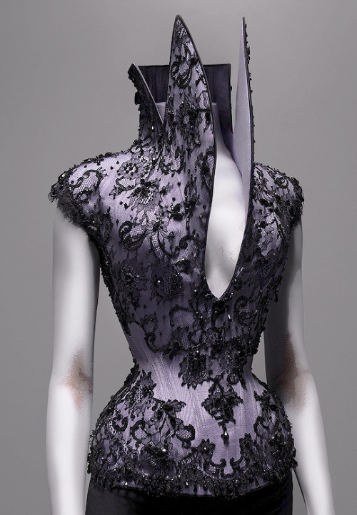 Favourite Designs: Alexander McQueen ‘Savage Beauty’ Exhibition Pt.2