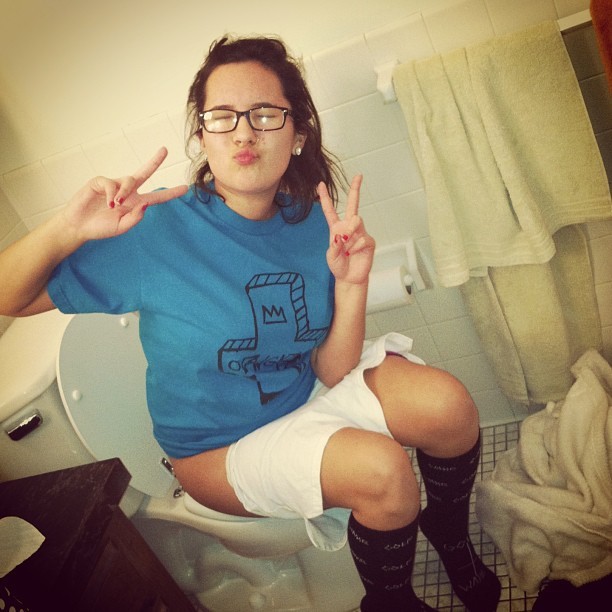 dimitrivegas:  Pooping girls stinking up the bathroom on the toilet