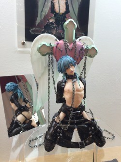 prissonyx:  Quick first pictures of the insanely beautiful erotic figure of Aoba at the year’s WonderFest!!! 