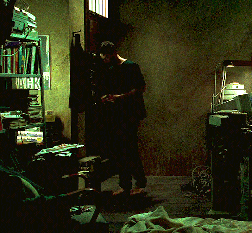 THE MATRIX (1999) Dir. The Wachowskis