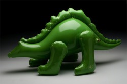 F-L-E-U-R-D-E-L-Y-S:  Ceramic Sculptures Look Like Inflatable Toys By Brett Kern