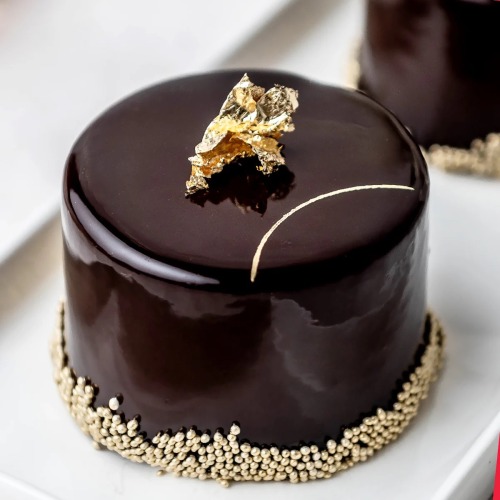 fullcravings:  Chocolate Entremet Cake