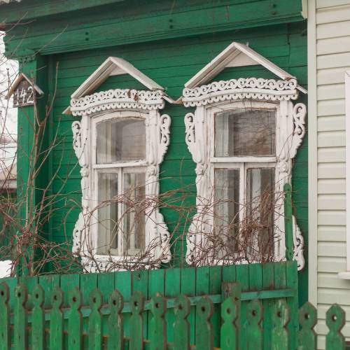 gagarin-smiles-anyway: Traditional Russian window frame - nalichnik (by Andrei Lisitsyn)