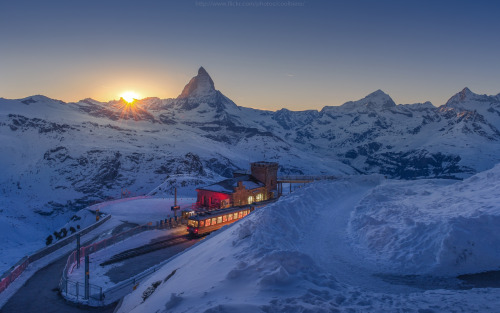 Porn maxlikesit:  Matterhorn, Alps photos