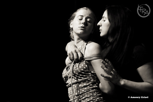 amaury-grisel-shibari:  Edna & Ana performing at LFRA Photography : Amaury Grisel 