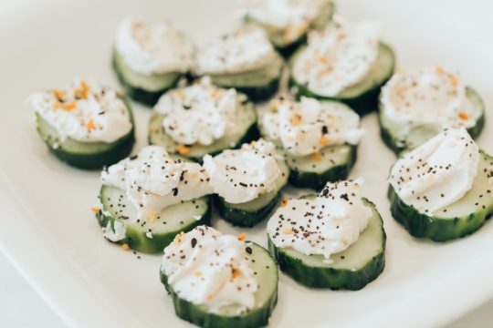 cucumber appetizer with cream cheese
