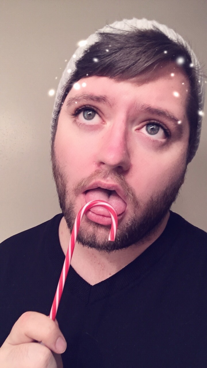 pristinely-ungifted:  I don’t know what this Snapchat filter is doing, but it does