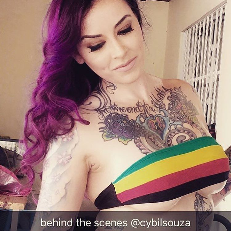Follow @cybilsouza 😍🙌❤️ by elleaudra