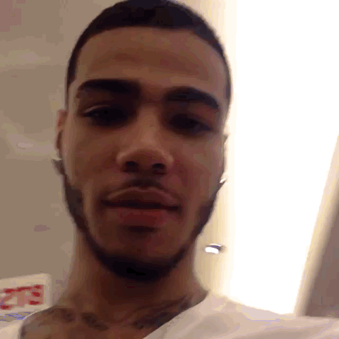 strokethenmoan:  Khris😩