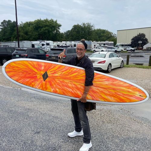 John got himself a new shred sled just in time for this week’s Larry swell. Stoked to see him out in the water this weekend getting after it on the new board! #garbuttsurfboards #handshaped
https://www.instagram.com/p/CTuZ629rSP_/?utm_medium=tumblr