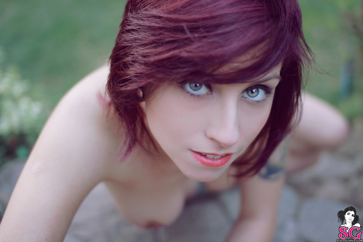 past-her-eyes:  Skinbyrd Suicide  For more South African SuicideGirls Sweet tattoo,