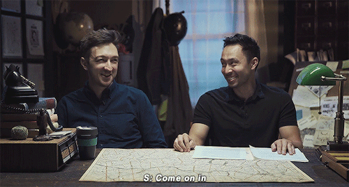 andrewilynyckyj:  Shane Madej luring people into a car