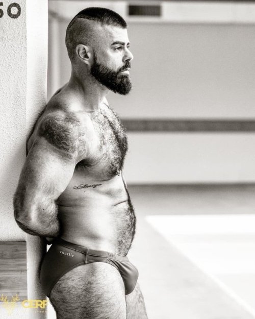 kinky-beards: mennectar: mennectar.tumblr.com/ The Kinkyest choice of Bearded men &gt;11